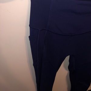 SUPER CUTE dark blue lulu leggings!
